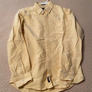 American Eagle button down